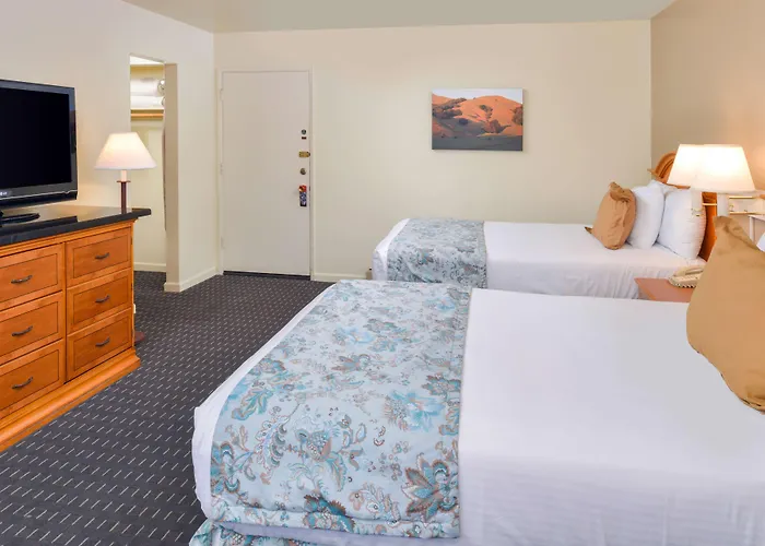 Svendsgaard\'S Lodge- Americas Best Value Inn & Suites