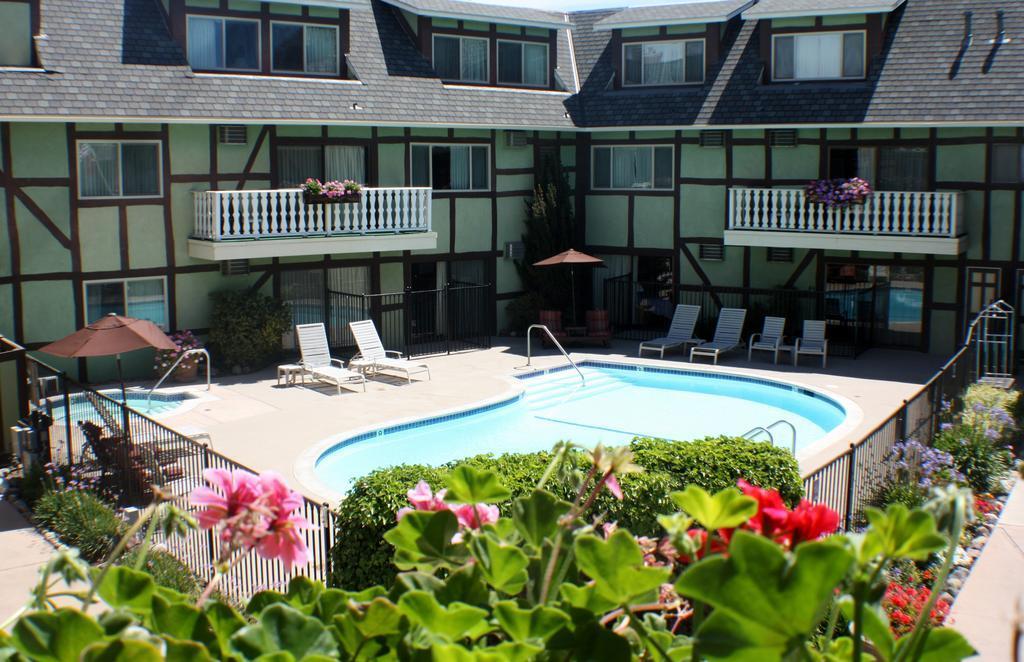 Svendsgaard's Lodge- Americas Value & Hotel