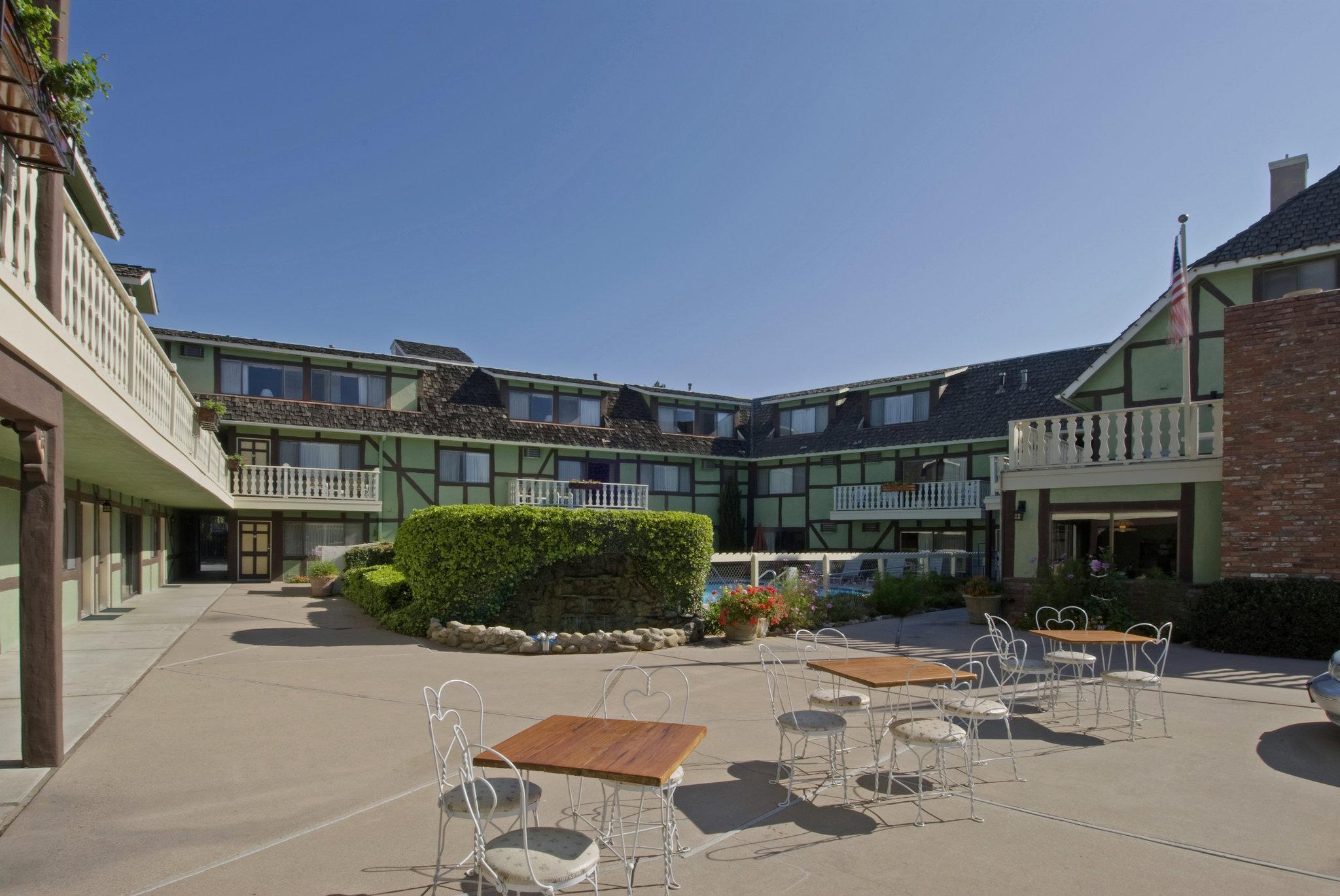 Hotel Svendsgaard's Lodge- Americas Best Value &