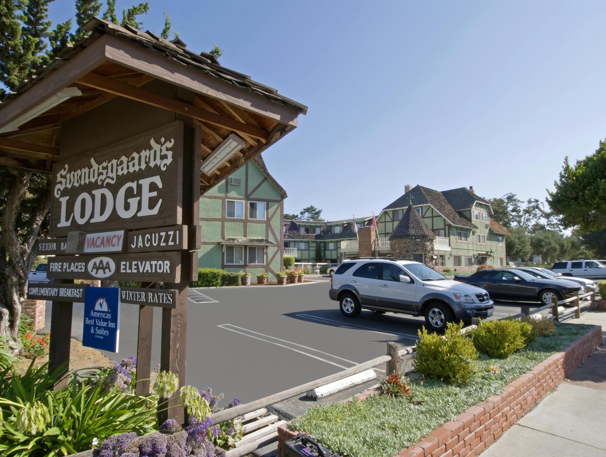 Svendsgaard's Lodge- Americas Value & Hotel