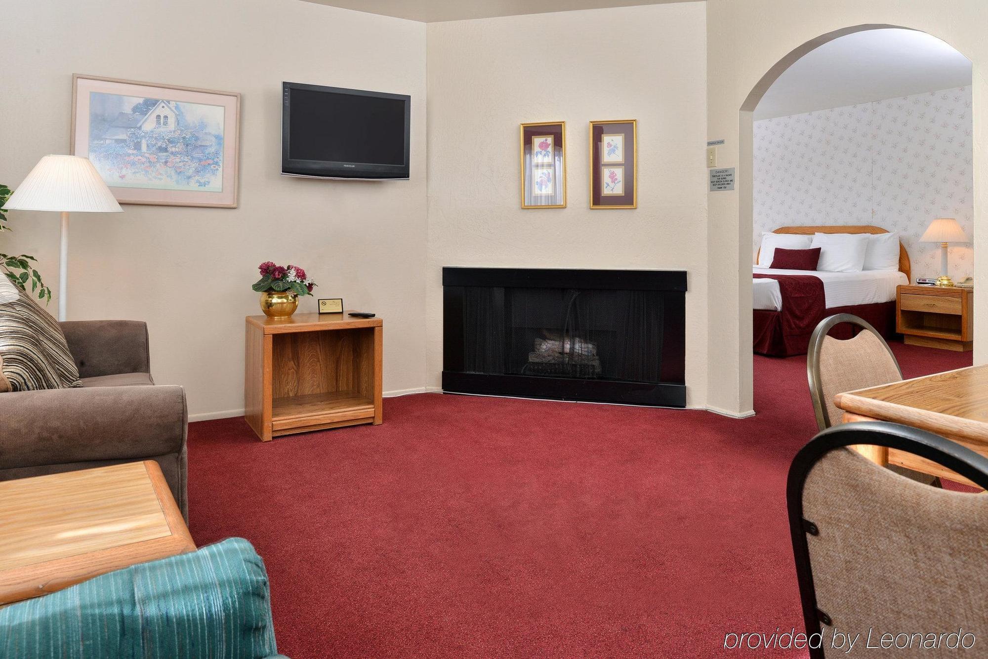 Hotel Svendsgaard's Lodge- Americas Value & Solvang