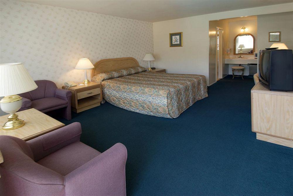 Svendsgaard's Lodge- Americas Value & Hotel