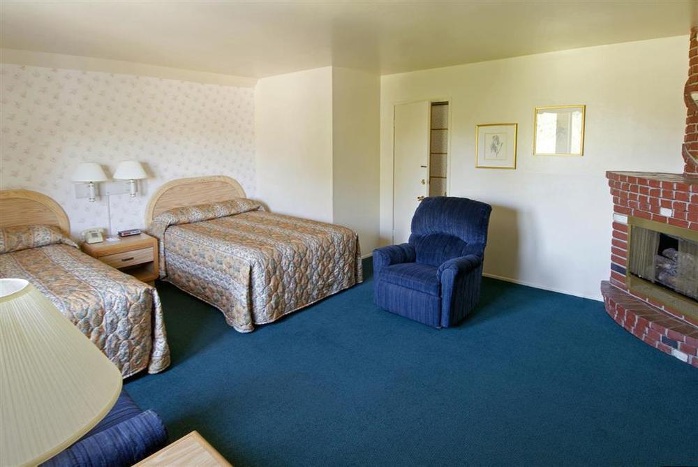 Hotel Svendsgaard's Lodge- Americas Best Value &